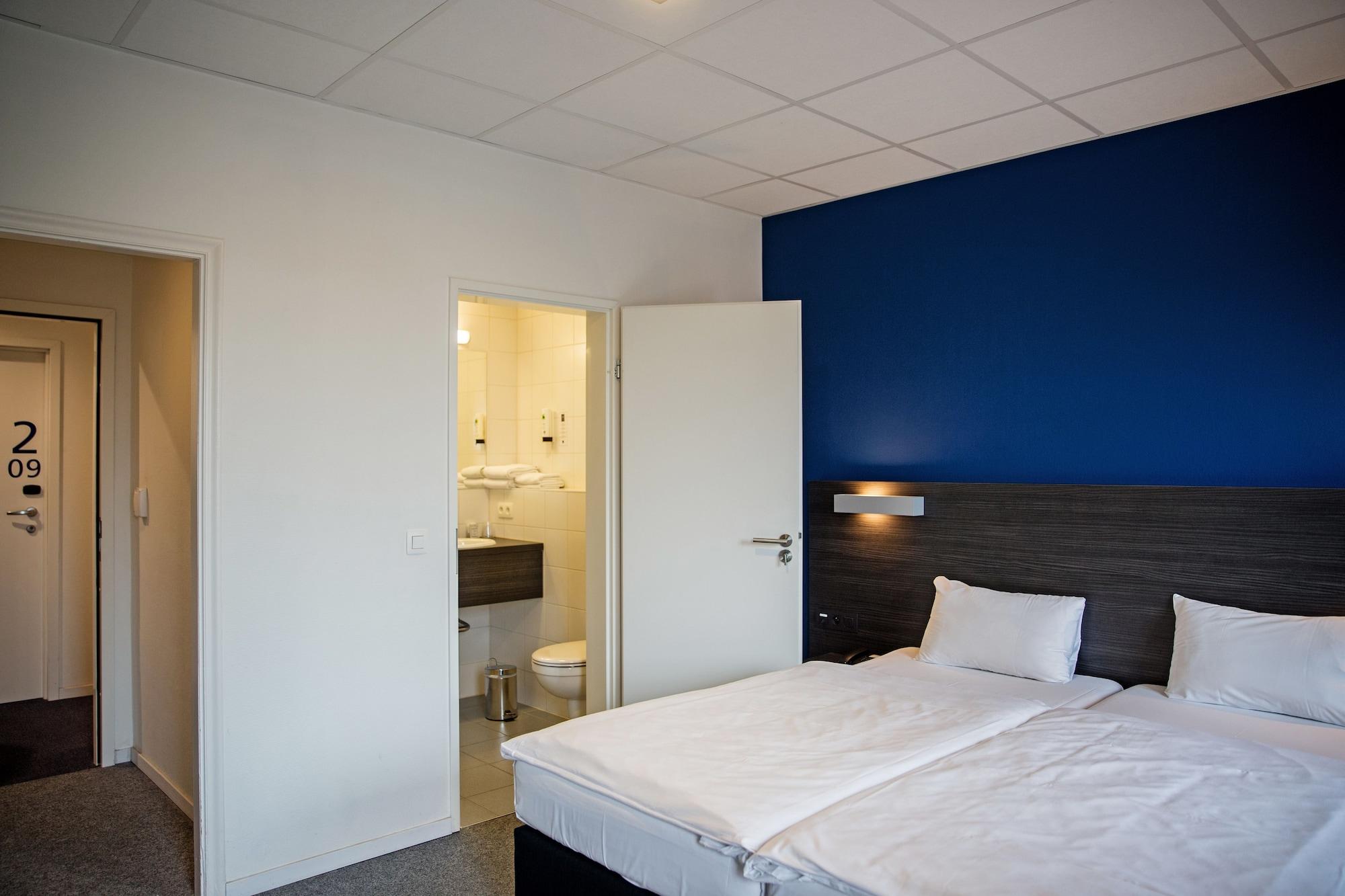 Antwerp Harbour Hotel Exterior photo