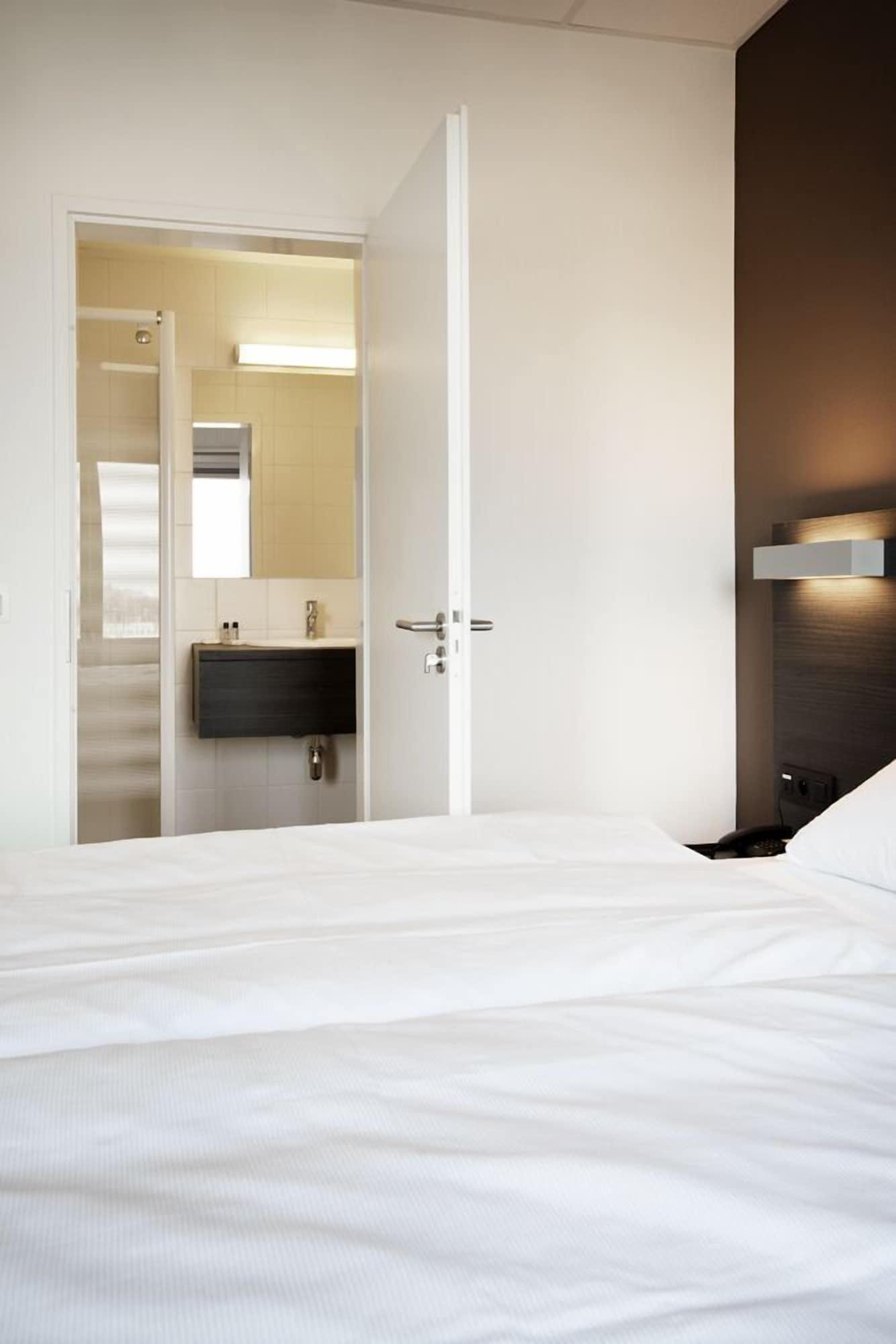 Antwerp Harbour Hotel Exterior photo