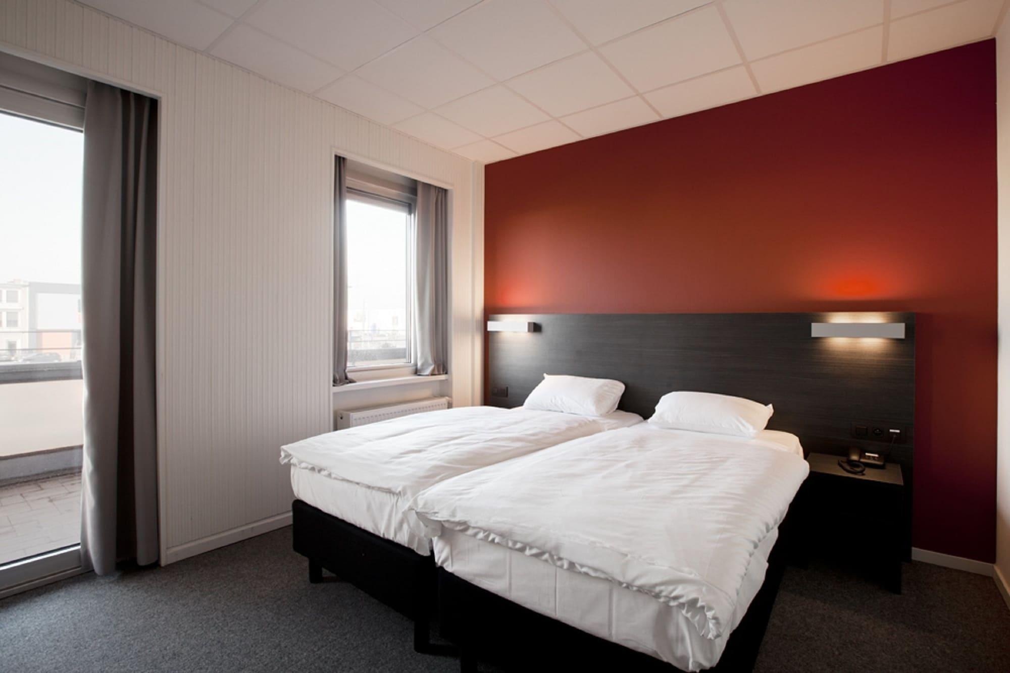 Antwerp Harbour Hotel Exterior photo